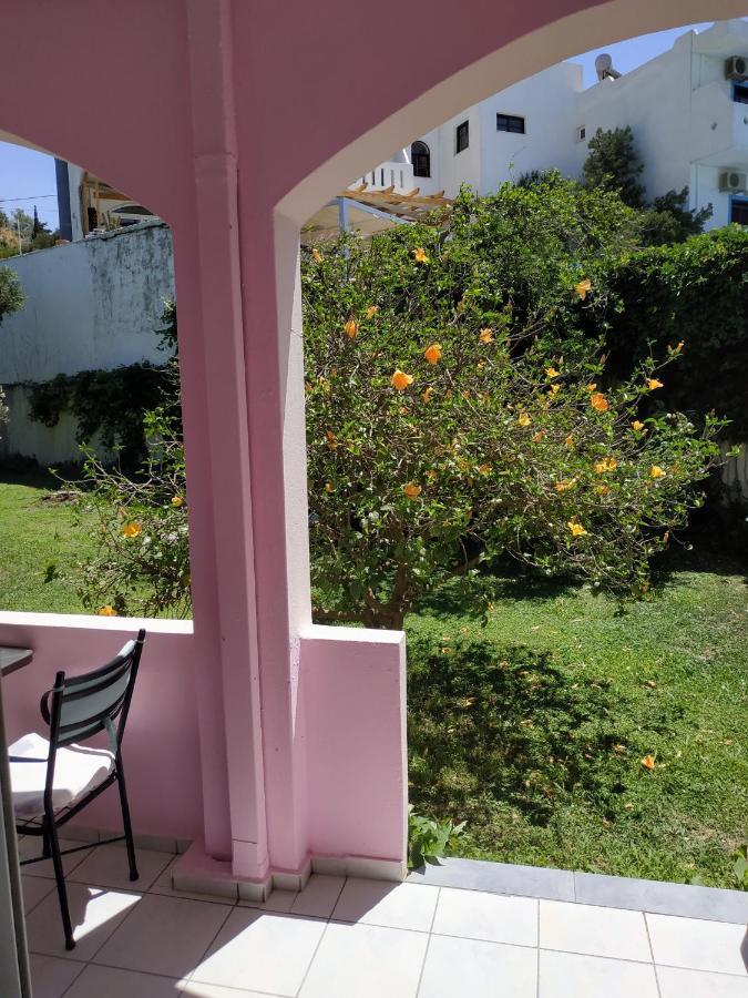 פלאקיאס Livadi Apartments מראה חיצוני תמונה