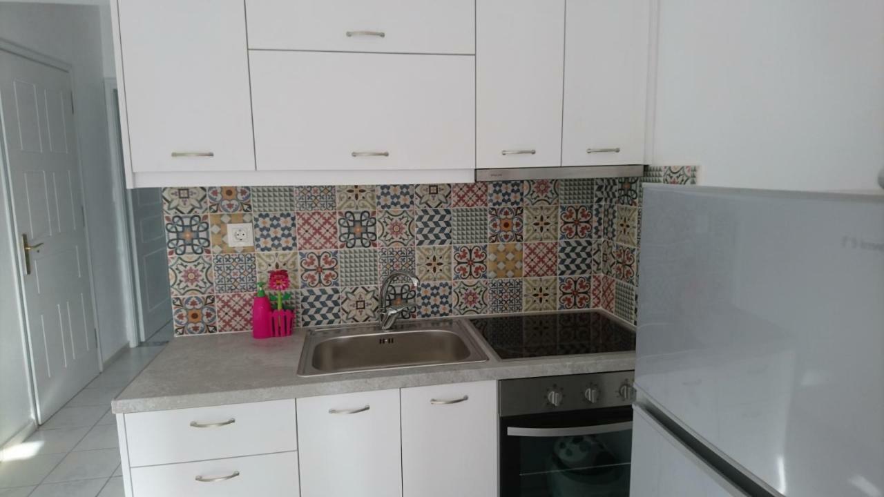 פלאקיאס Livadi Apartments מראה חיצוני תמונה